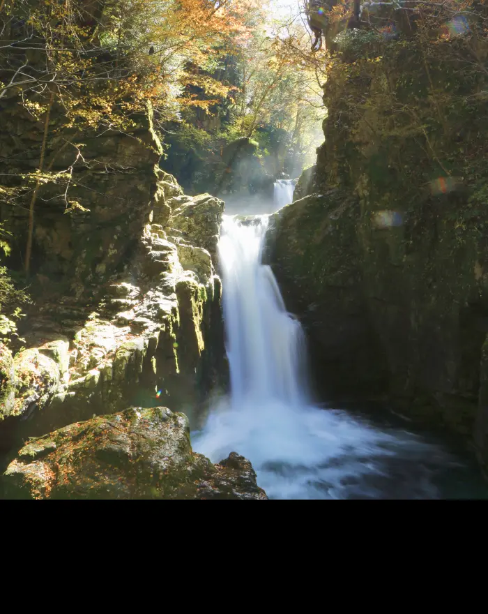 Hida Osaka Falls