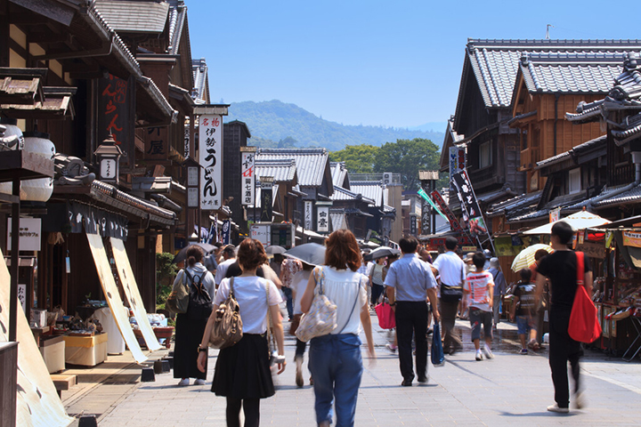 Oharai-machi and Okage Yokocho